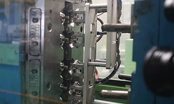 Do Plastic Injection Molds Wear Out Or Have A Limited Production Life?